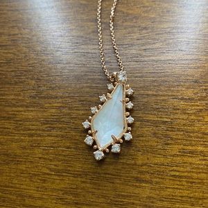 Kendra Scott rose gold necklace